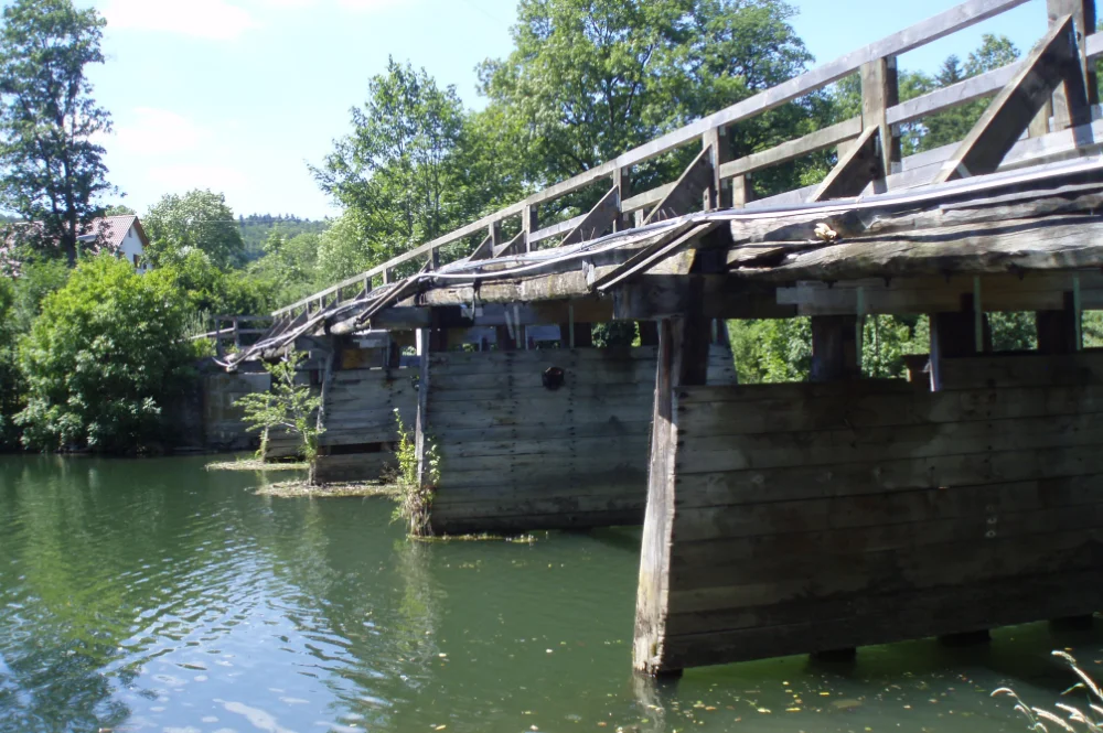 Holzbrücke in Gutenstein
