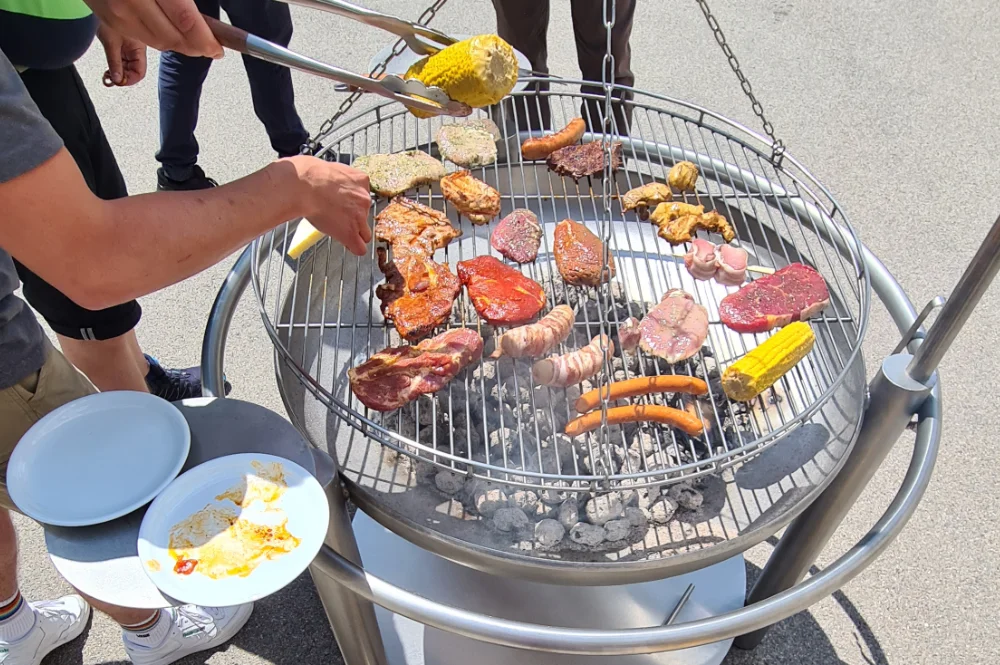 "Angrillen"